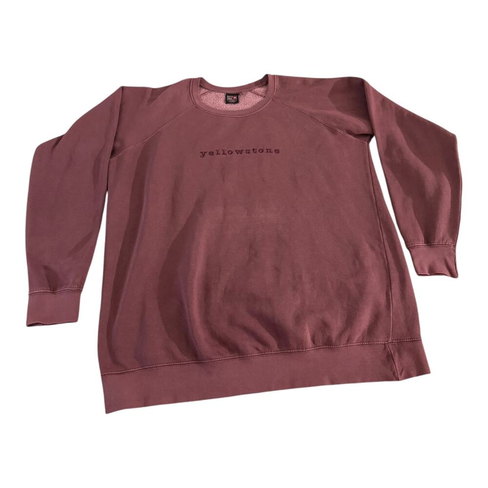 Men’s Outfitter Trading Co Yellowstone Performance Crewneck Maroon Size X-Large